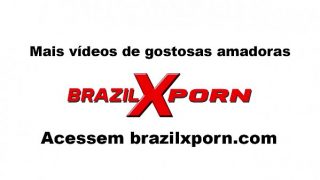 COMENDO CUZINHO DA NEGONA NO CARRO – BRAZILXPORN.COM