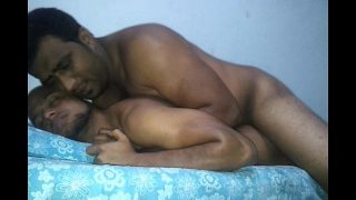 Desi mature Indian guy fucks gay in ass