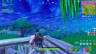 Fortnite 2018.04.29 – 21.12.21.23.DVR.mp4