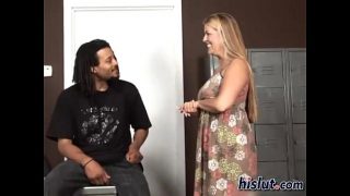 Jocelyn is a hungry MILF